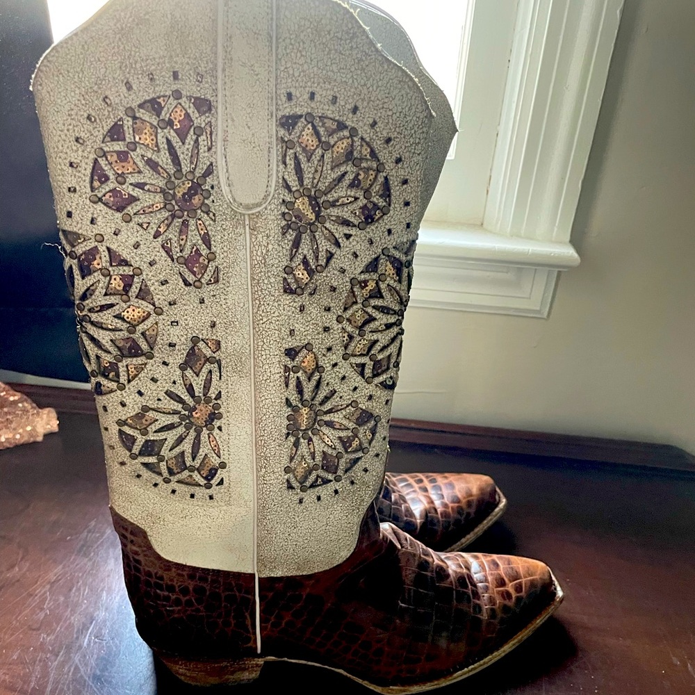 Ferrini Western Boots - size 9